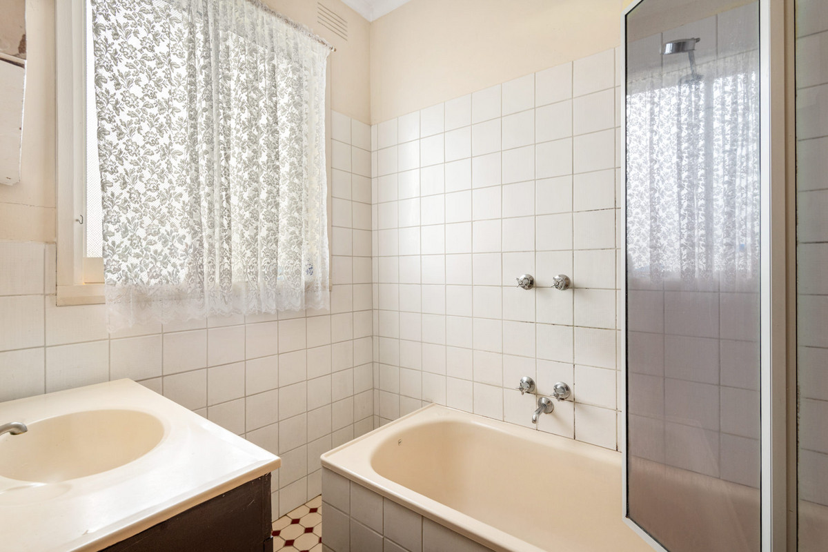 1 / 16 Redfearn Court, Corio VIC 3214, Corio - Thumbnail 8