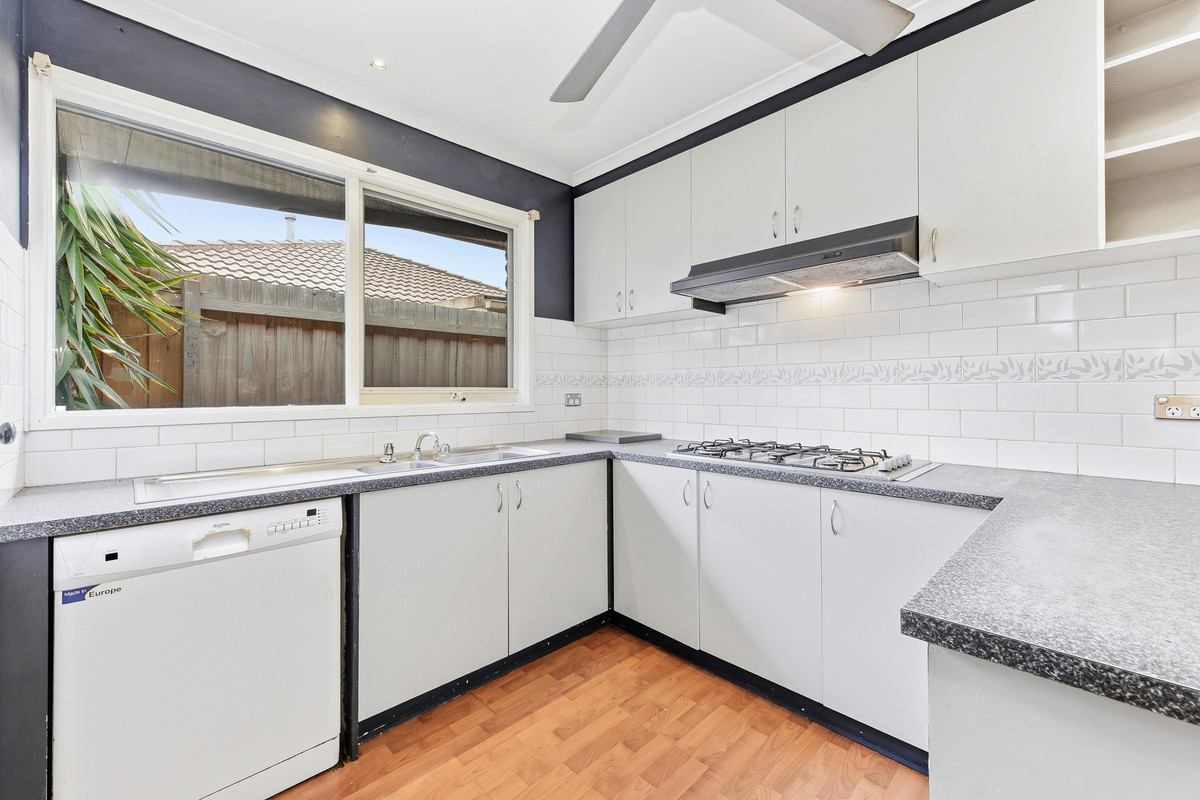 4 Maria Court, Cranbourne North VIC 3977, Cranbourne North - Thumbnail 5