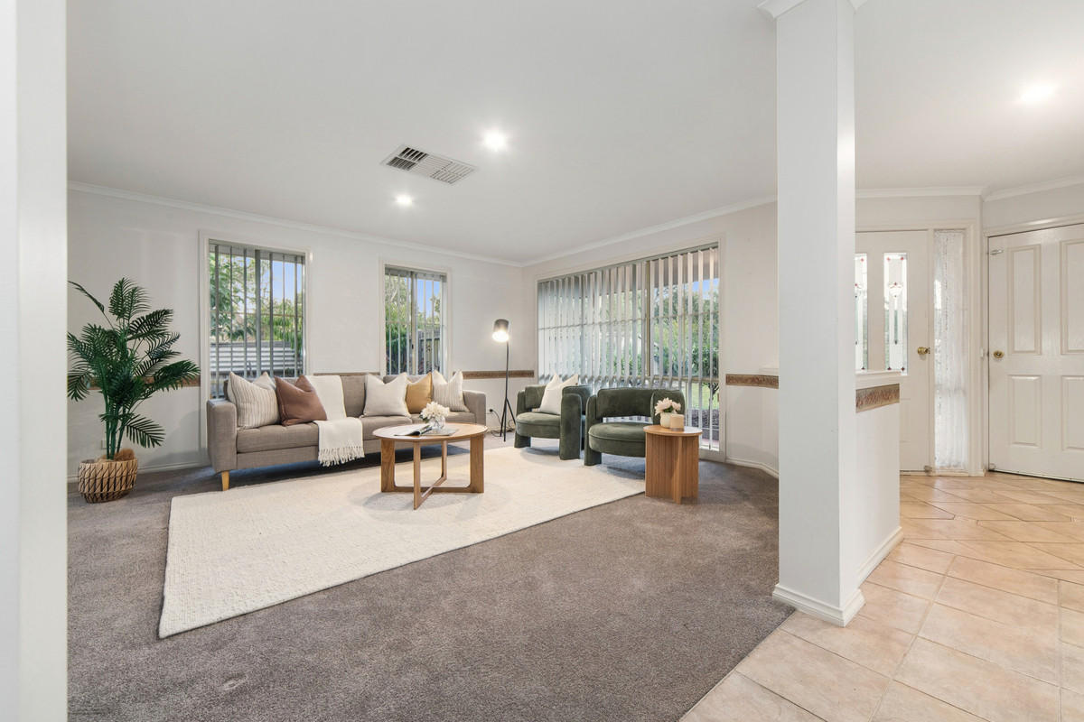 9 Helens Way, Langwarrin VIC 3910, Langwarrin - Thumbnail 2