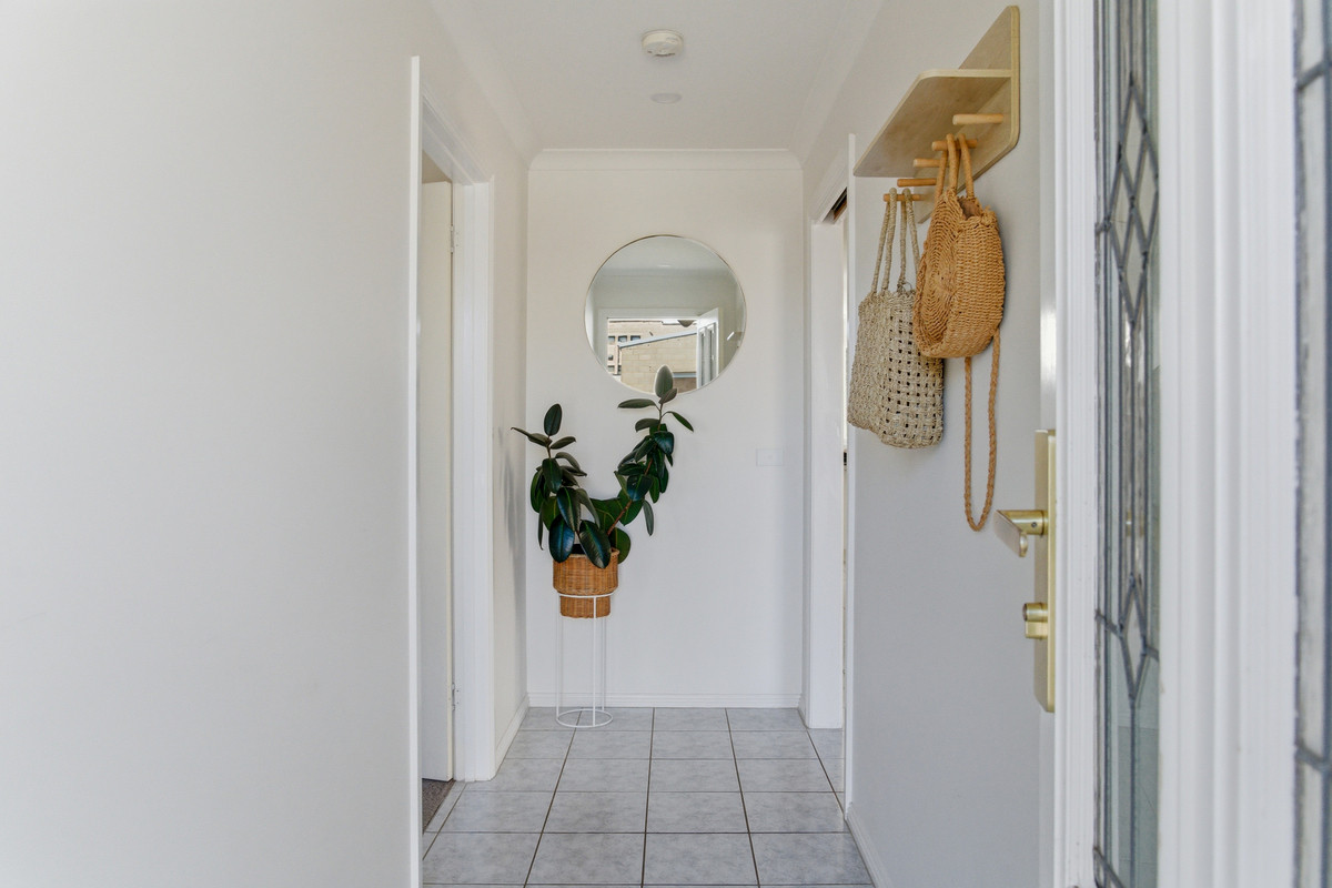 1 / 35 James Street, PORT FAIRY VIC 3284, Port Fairy - Thumbnail 2