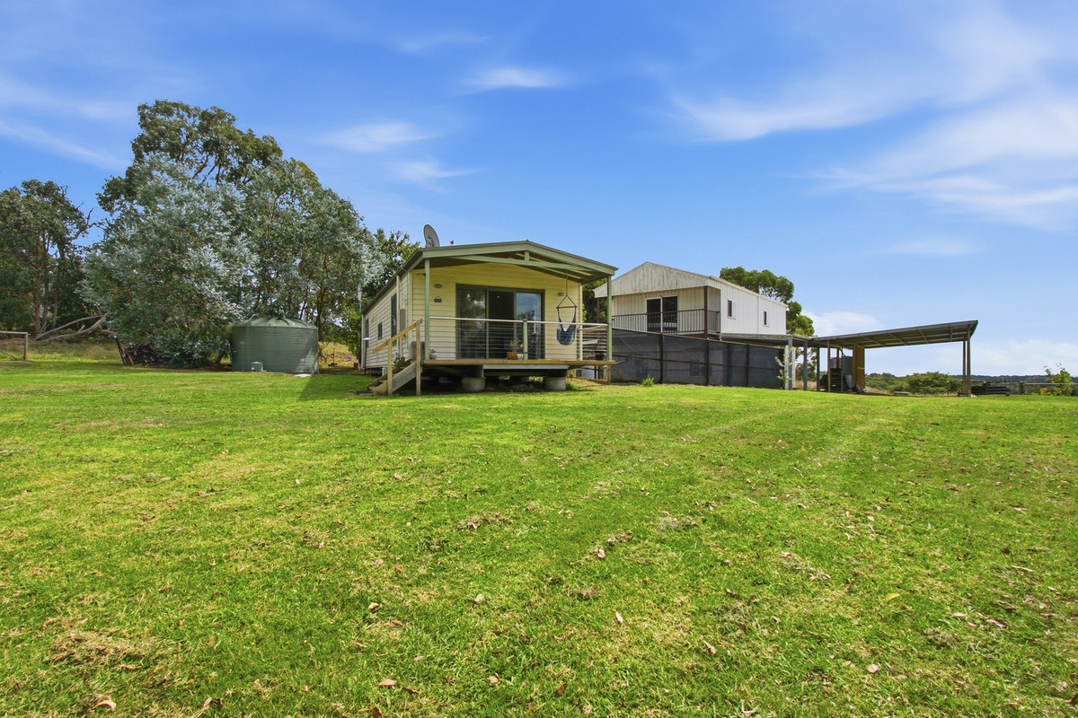 65 Lyndons Road, Callignee VIC 3844, Callignee - Thumbnail 2
