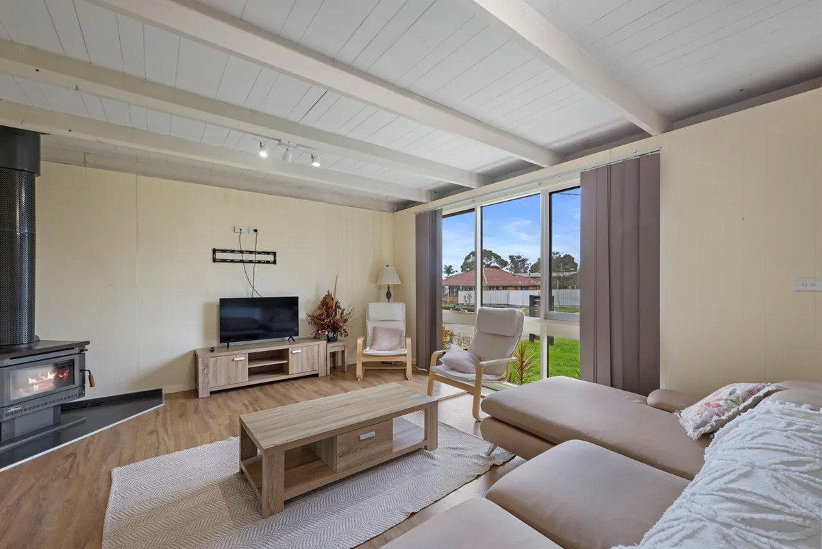 73 Sandymount Avenue, INVERLOCH VIC 3996, Inverloch - Thumbnail 6