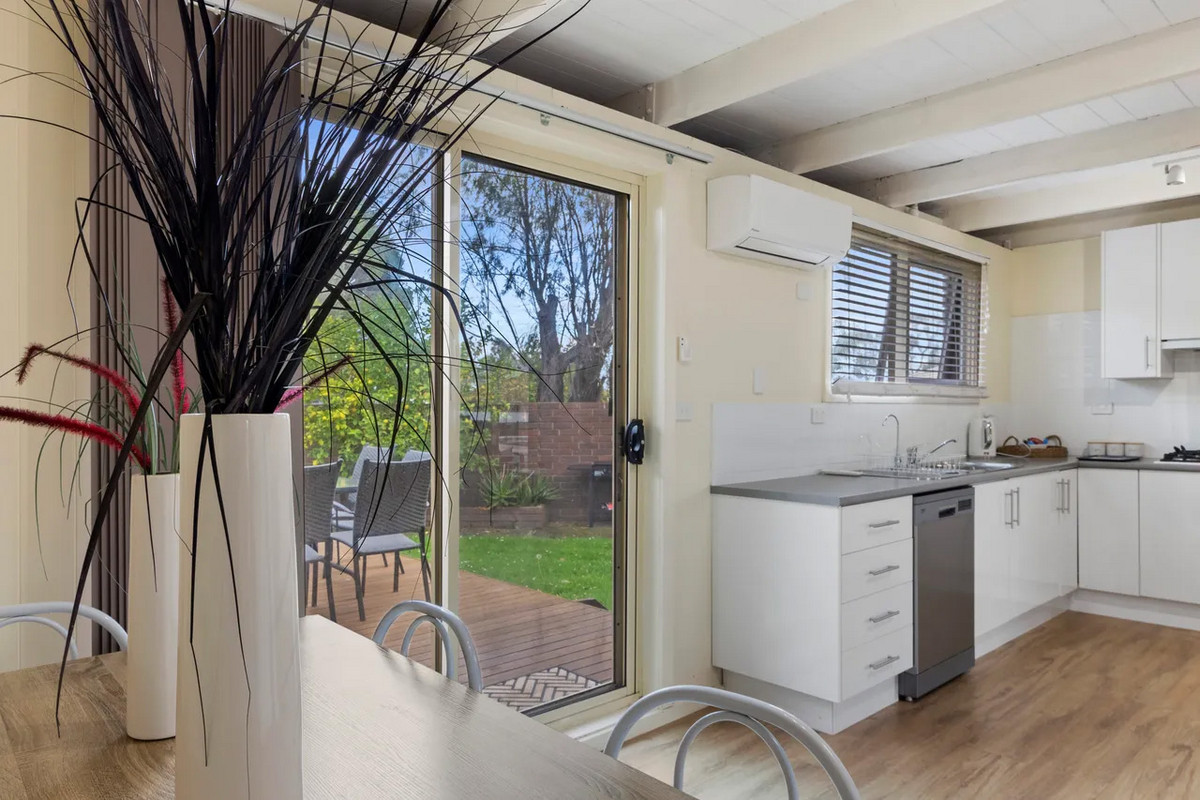 73 Sandymount Avenue, INVERLOCH VIC 3996, Inverloch - Thumbnail 8