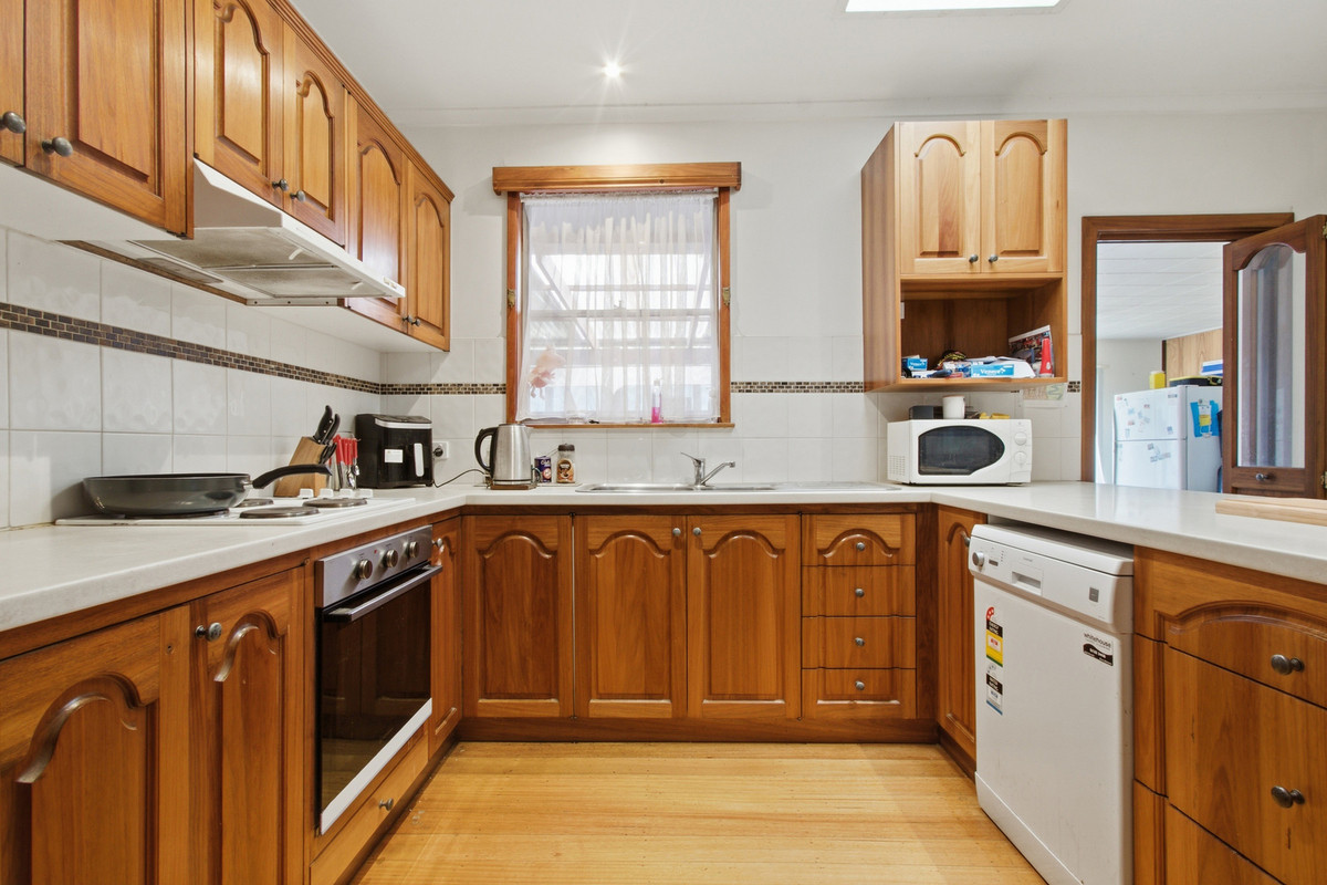 59 Crinigan Road, Morwell VIC 3840, Morwell - Thumbnail 6