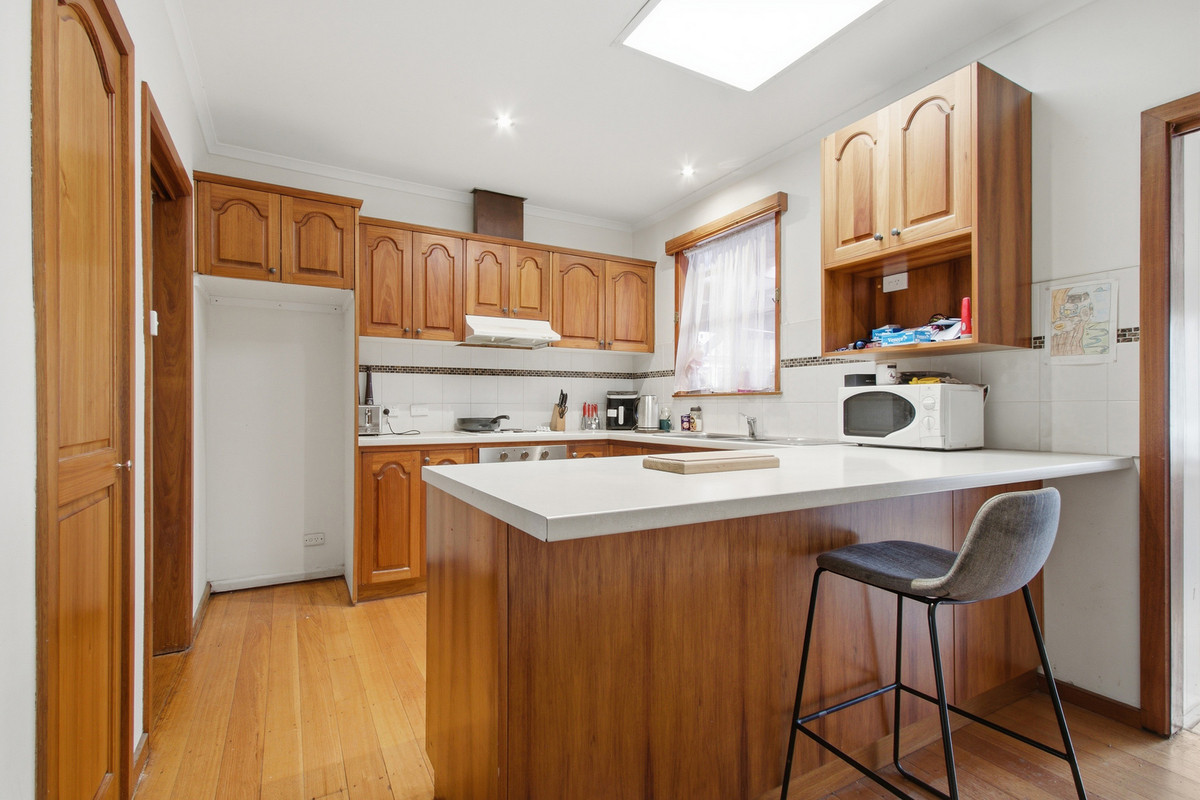 59 Crinigan Road, Morwell VIC 3840, Morwell - Thumbnail 2