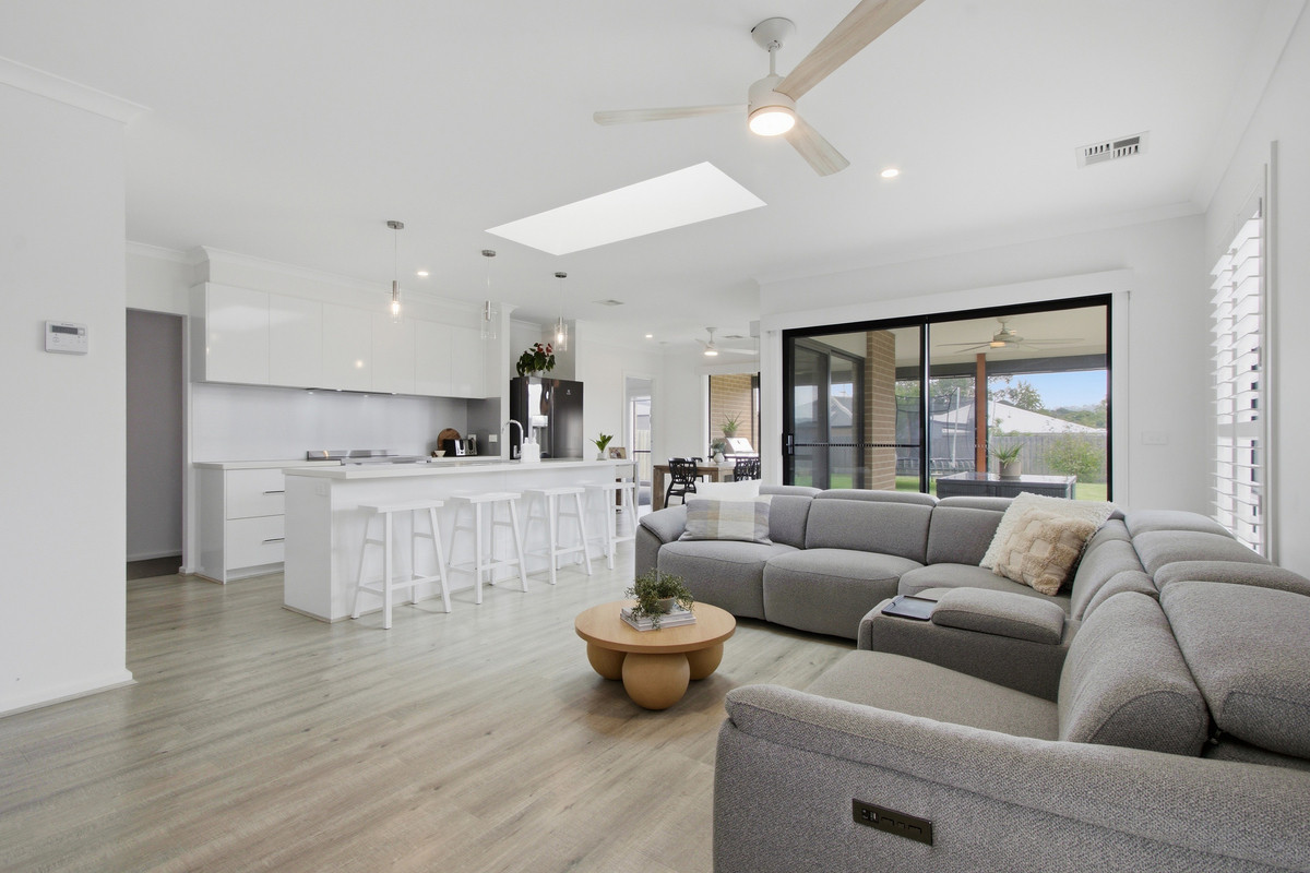 7 Ramon Close, Yinnar VIC 3869, Yinnar - Thumbnail 2
