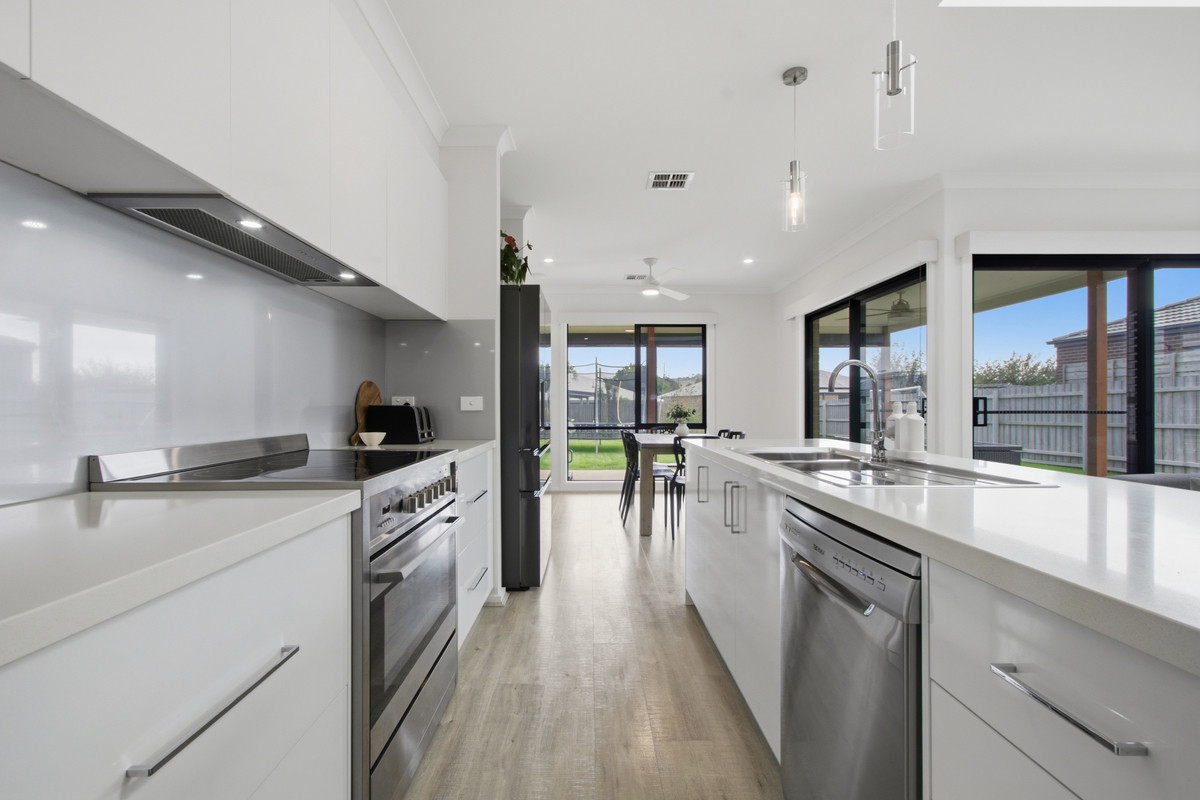 7 Ramon Close, Yinnar VIC 3869, Yinnar - Thumbnail 3