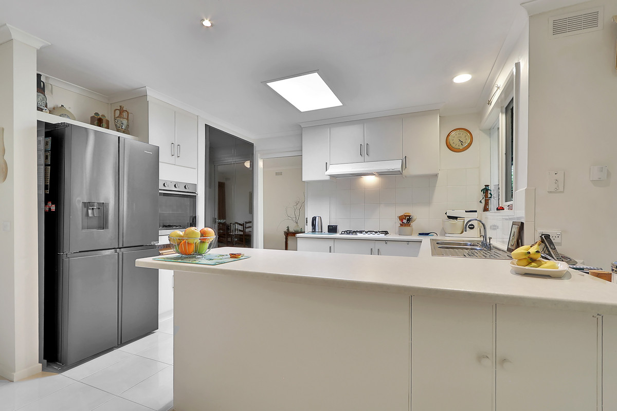 8 / 6 Patrick Avenue, Croydon North VIC 3136, Croydon North - Thumbnail 2