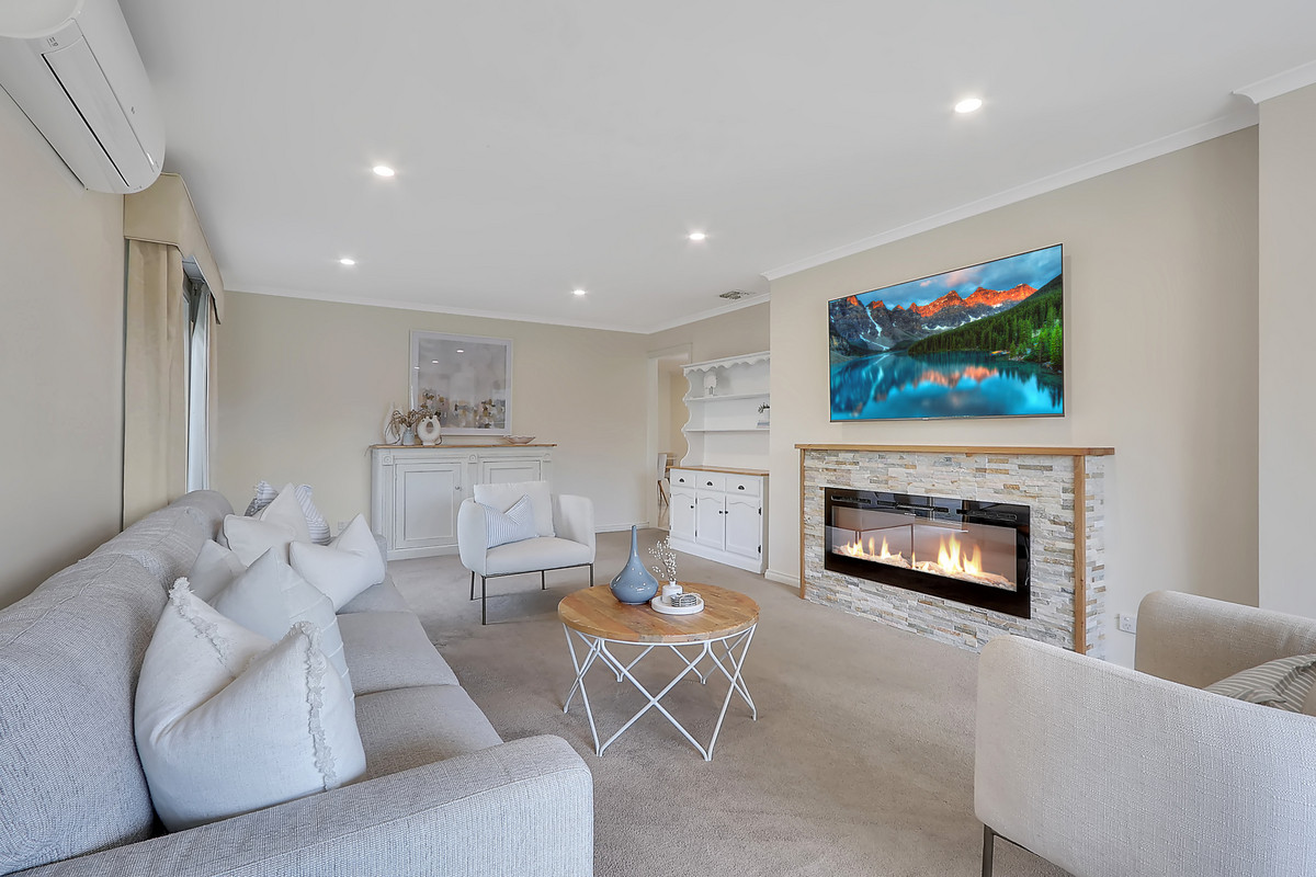 4 Winton Court, Montrose VIC 3765, Montrose - Thumbnail 2