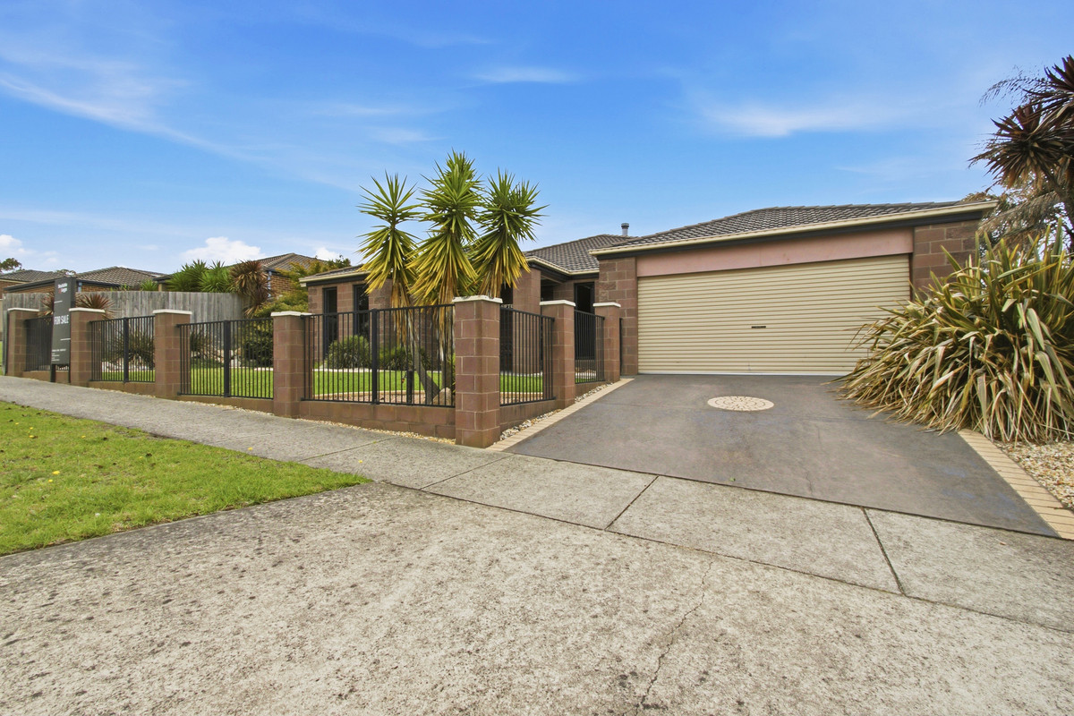 15 Ashley Avenue, MORWELL VIC 3840, Morwell - Thumbnail 2