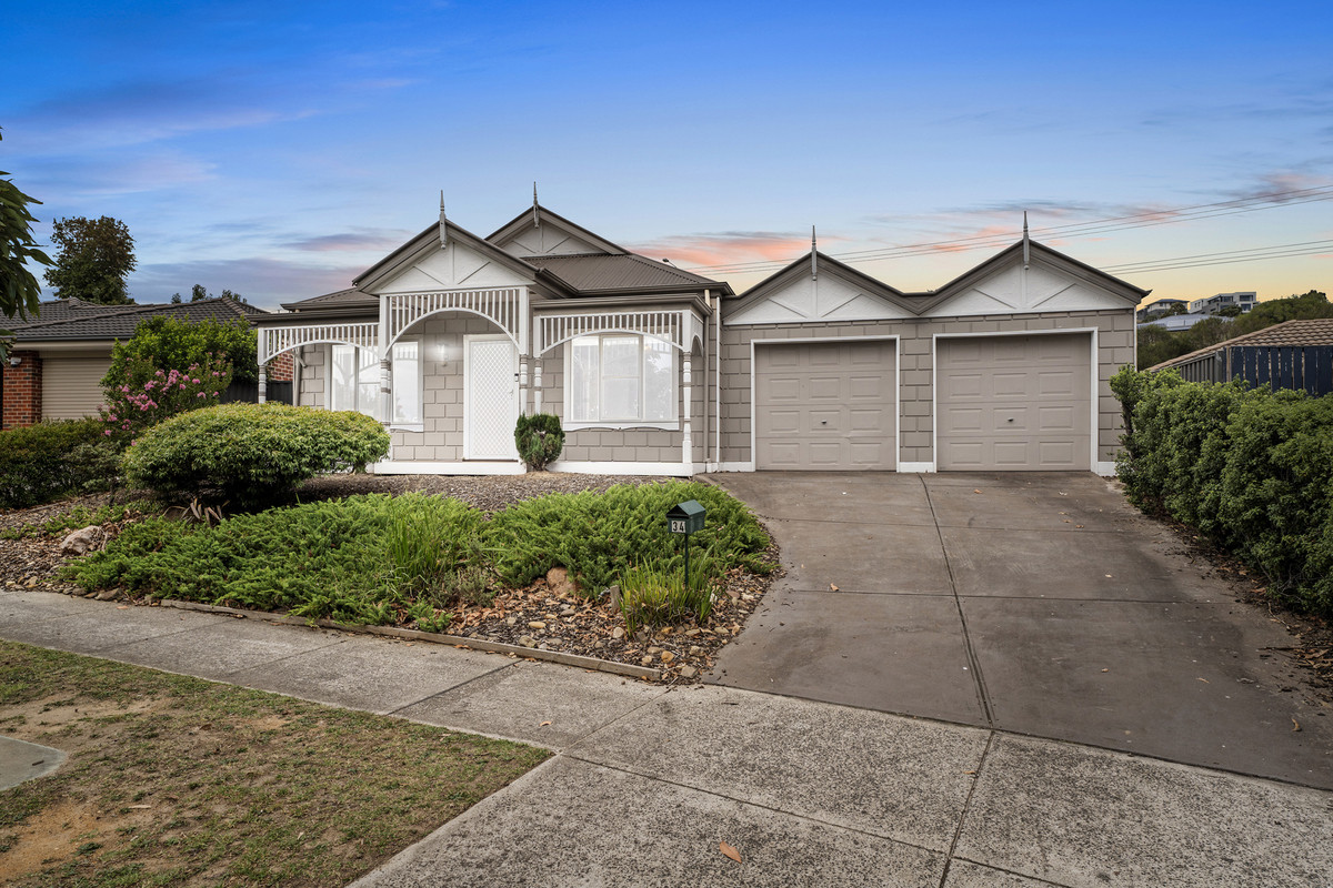 15 Fairywren Street, Pakenham VIC, Pakenham - Thumbnail 4