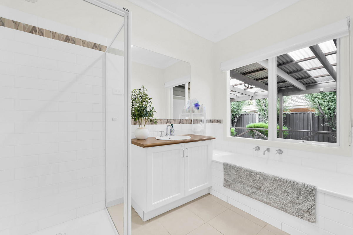 34 Wild Cherry Avenue, PAKENHAM VIC 3810, Pakenham - Thumbnail 5
