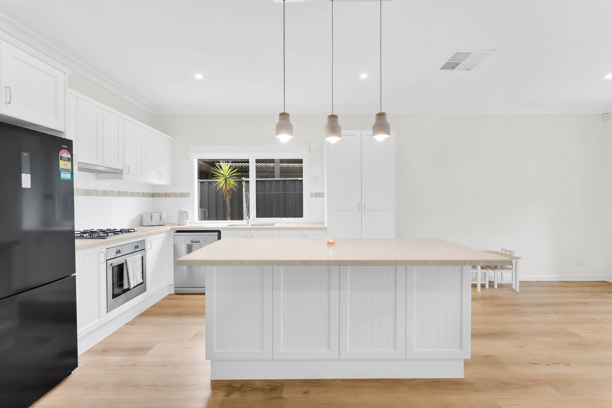 34 Wild Cherry Avenue, PAKENHAM VIC 3810, Pakenham - Thumbnail 6