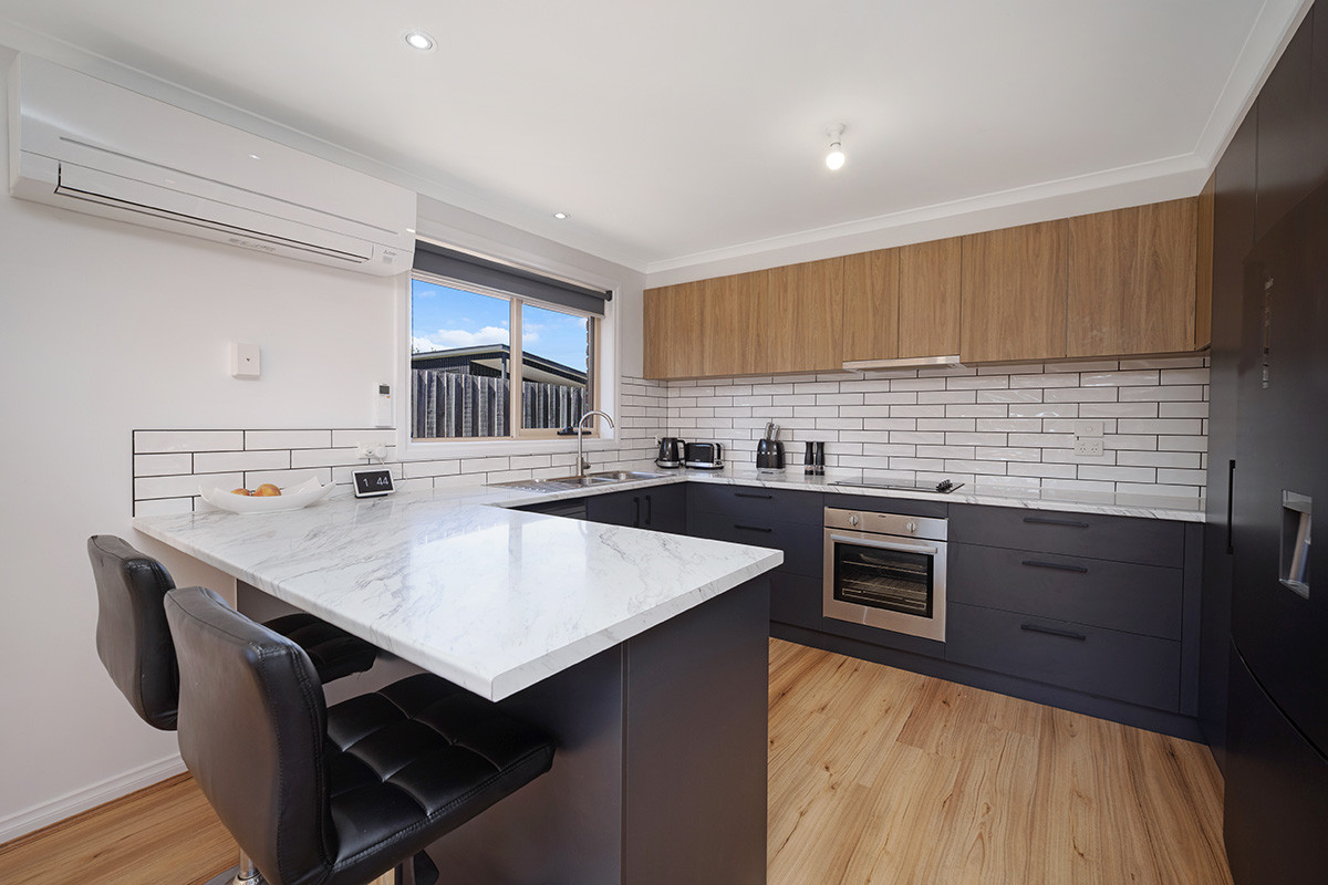 2 / 22 Loyola Avenue, Warrnambool VIC 3280, Warrnambool - Thumbnail 2