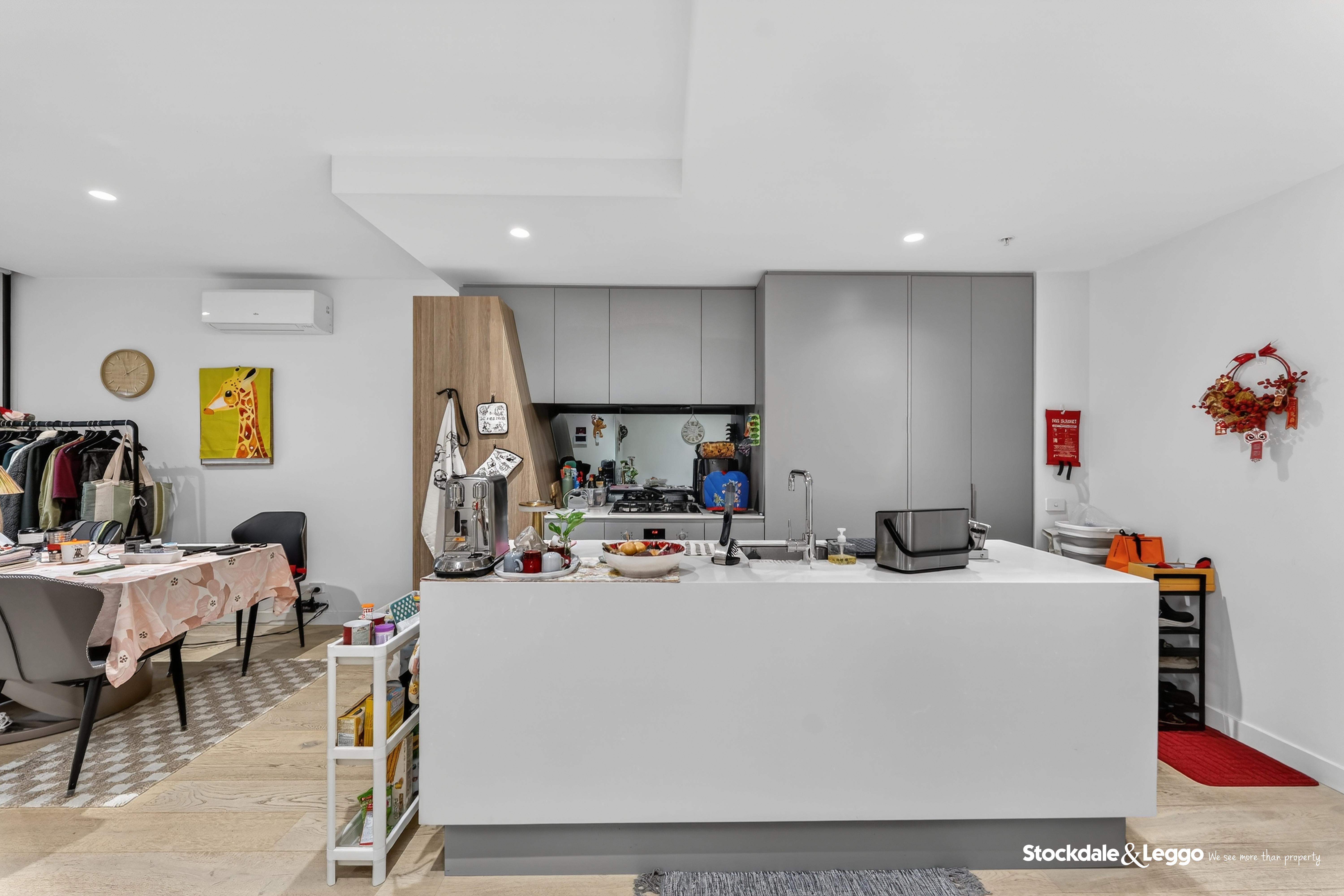 1003/2 Hallenstein St, Footscray VIC, Footscray - Thumbnail 4