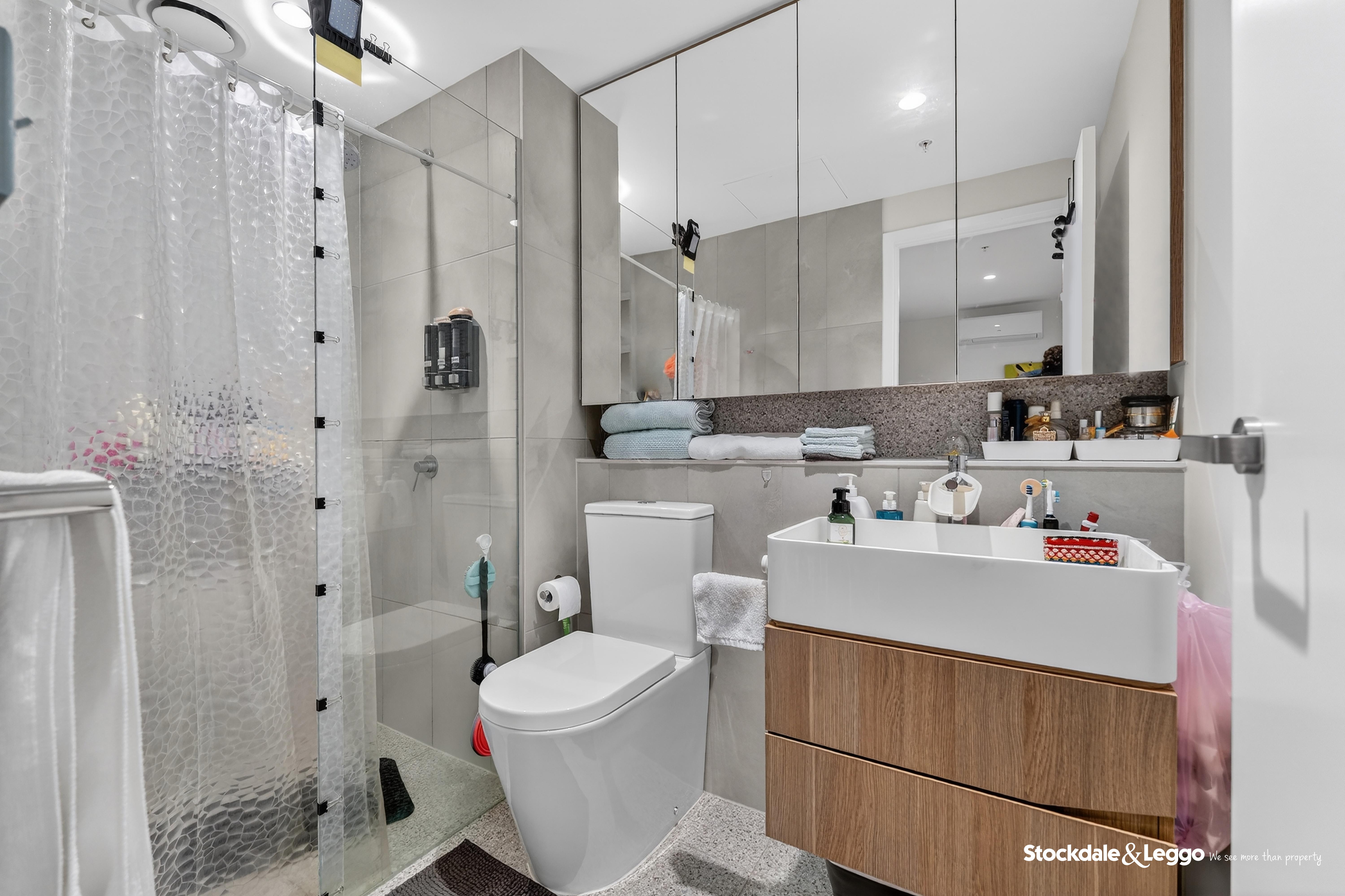 1003/2 Hallenstein St, Footscray VIC, Footscray - Thumbnail 6