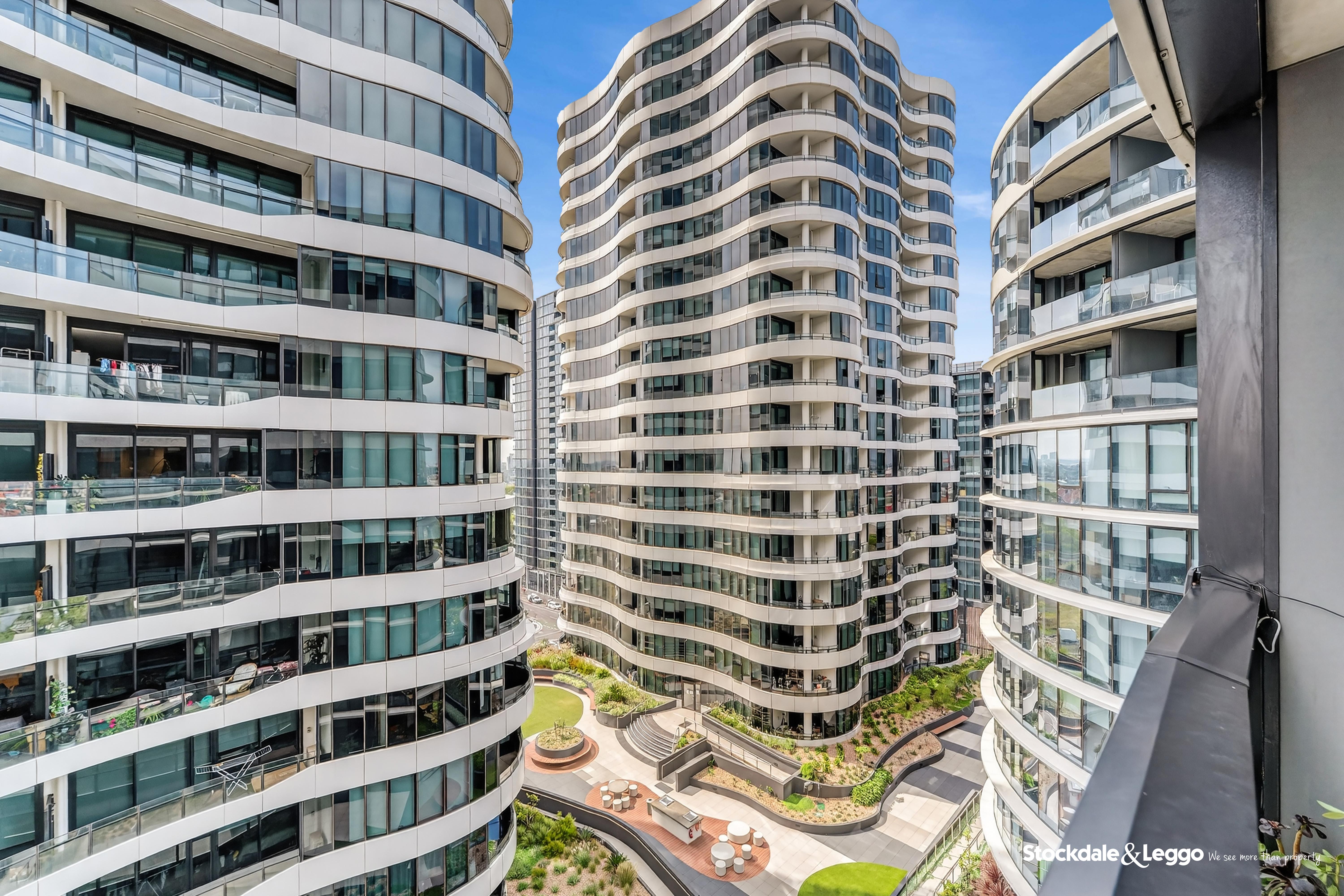 1003/2 Hallenstein St, Footscray VIC, Footscray - Thumbnail 7