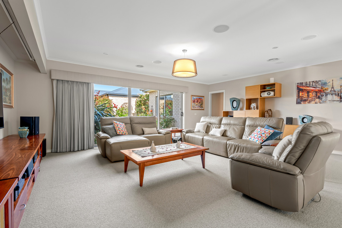 21 Norfolk Place, Port Fairy VIC 3284, Port Fairy - Thumbnail 3