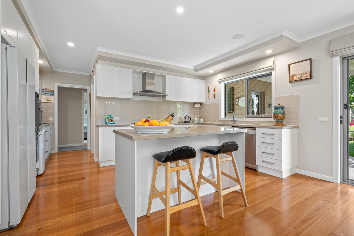 21 Norfolk Place, Port Fairy VIC 3284, Port Fairy - Thumbnail 4