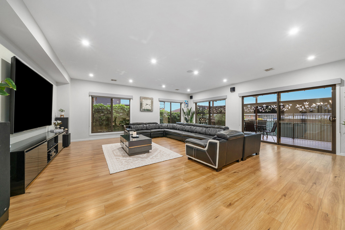 61 Station Road, Oak Park VIC 3046, Oak Park - Thumbnail 3