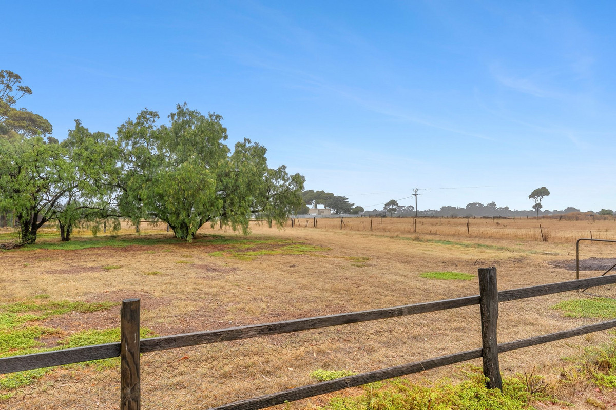 300 – 308 Bellarine Highway, Moolap VIC 3224, Moolap - Thumbnail 3