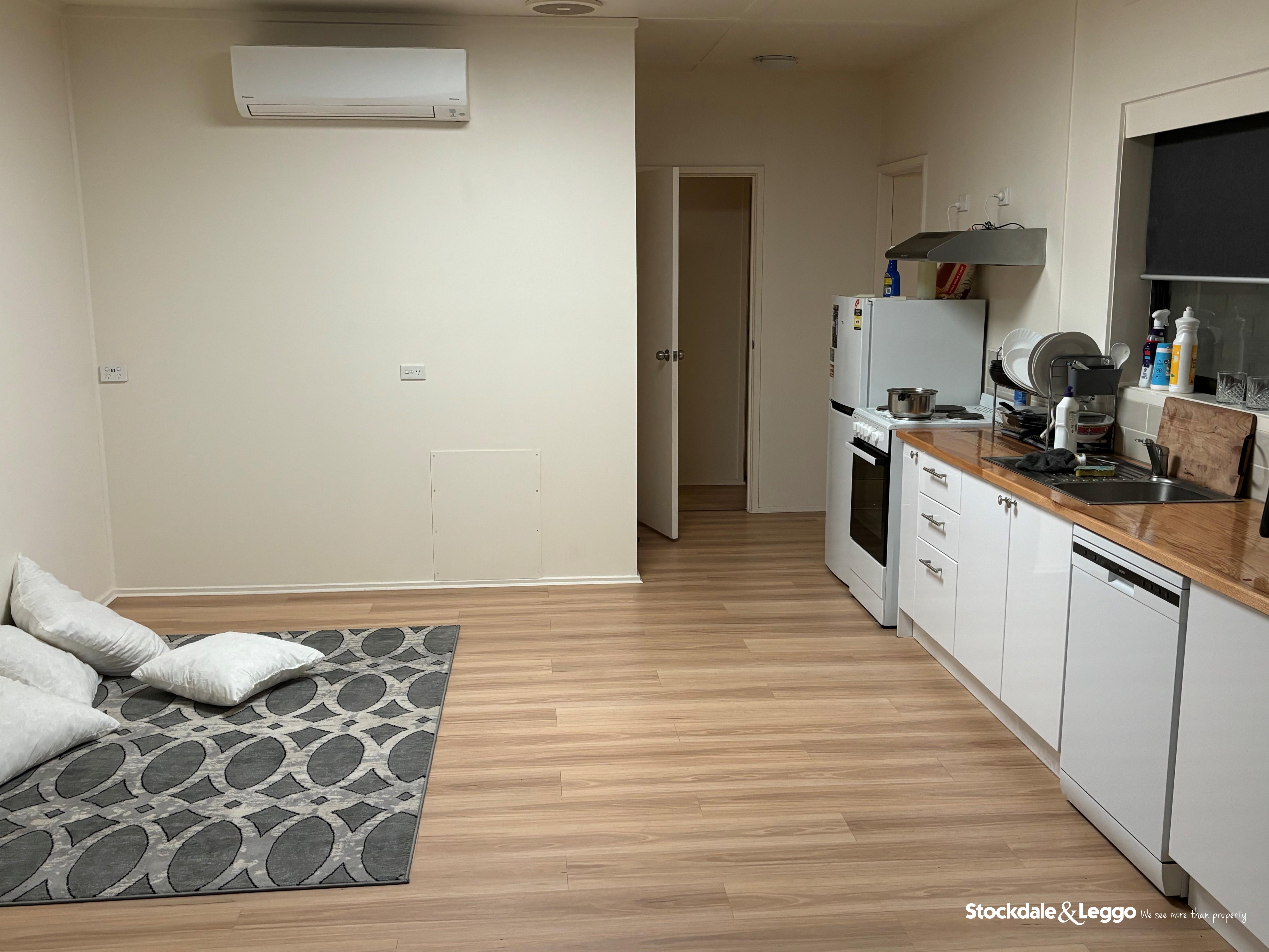 13 Leonard Street, Dandenong VIC, Dandenong - Thumbnail 3