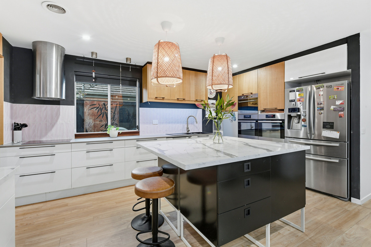 22 Kimberley Grove, Pakenham VIC 3810, Pakenham - Thumbnail 2