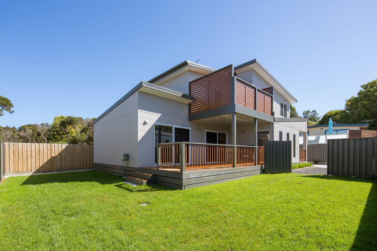 2 / 29 Steele Street, Cowes VIC 3922, Cowes - Thumbnail 2