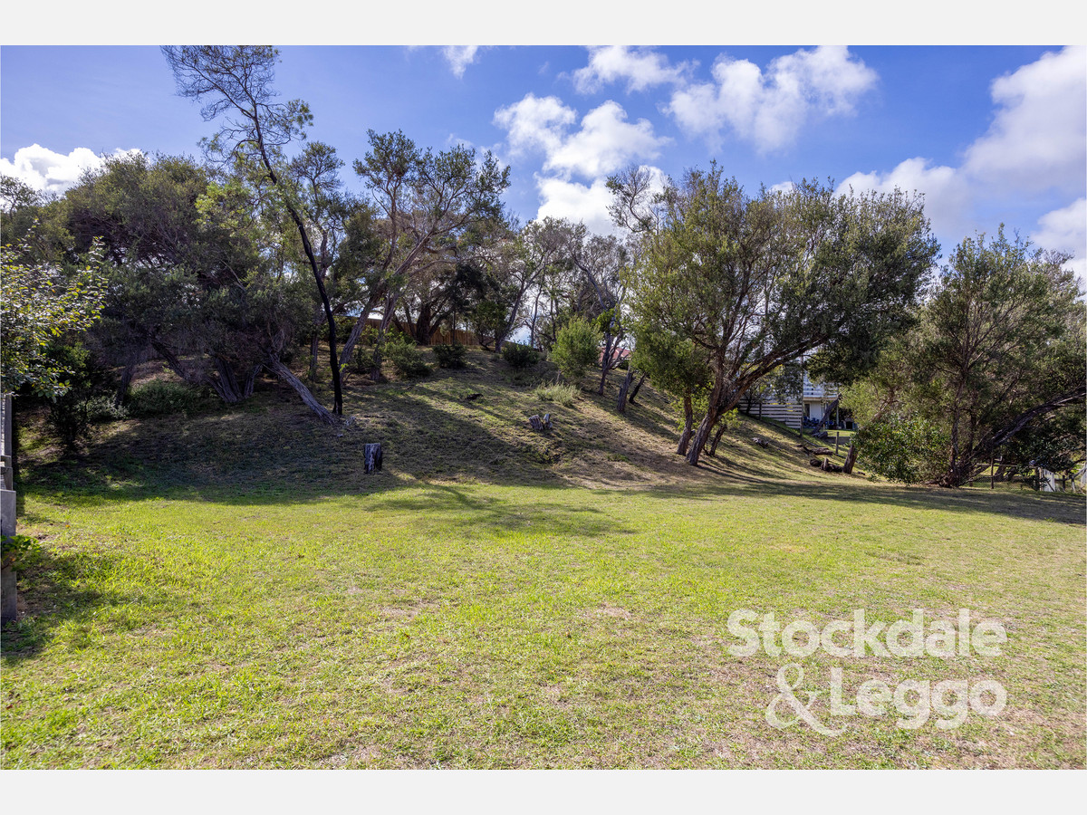 14 Fleur Avenue, Tootgarook VIC 3941, Tootgarook - Thumbnail 2