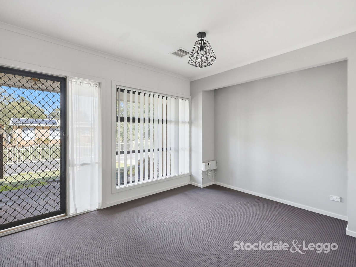 4d Peelmans Lane, BACCHUS MARSH VIC 3340, Bacchus Marsh - Thumbnail 2