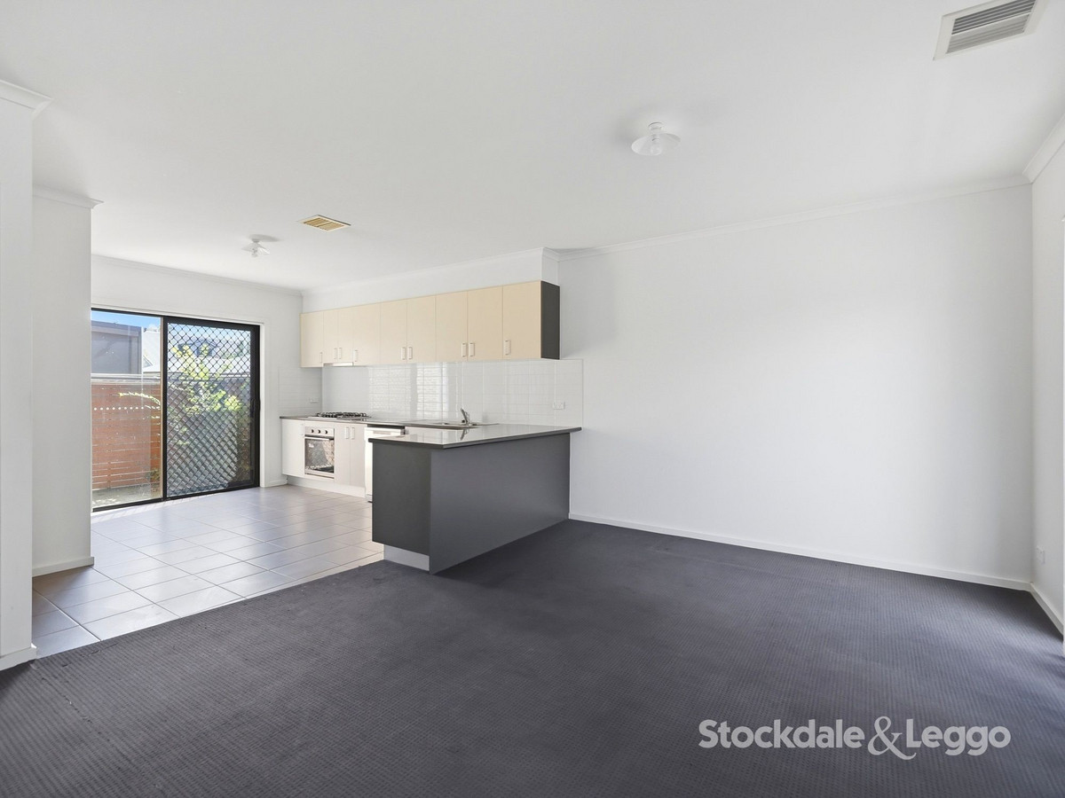4d Peelmans Lane, BACCHUS MARSH VIC 3340, Bacchus Marsh - Thumbnail 3