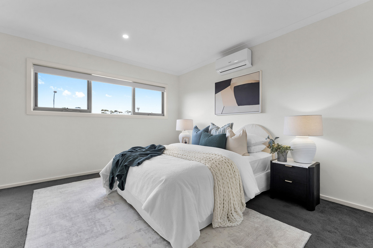 96 Henry Street, Pakenham VIC 3810, Pakenham - Thumbnail 8
