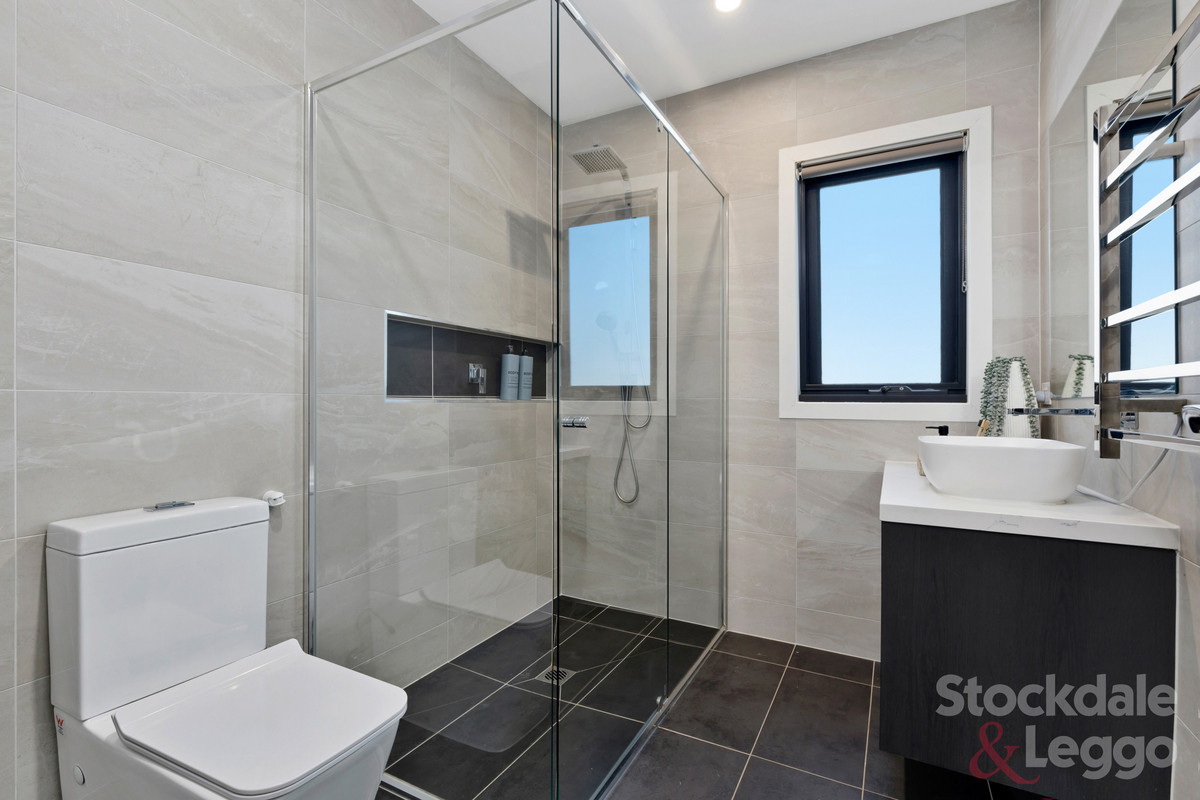 2 / 8 Leonard Avenue, Glenroy VIC 3046, Glenroy - Thumbnail 6