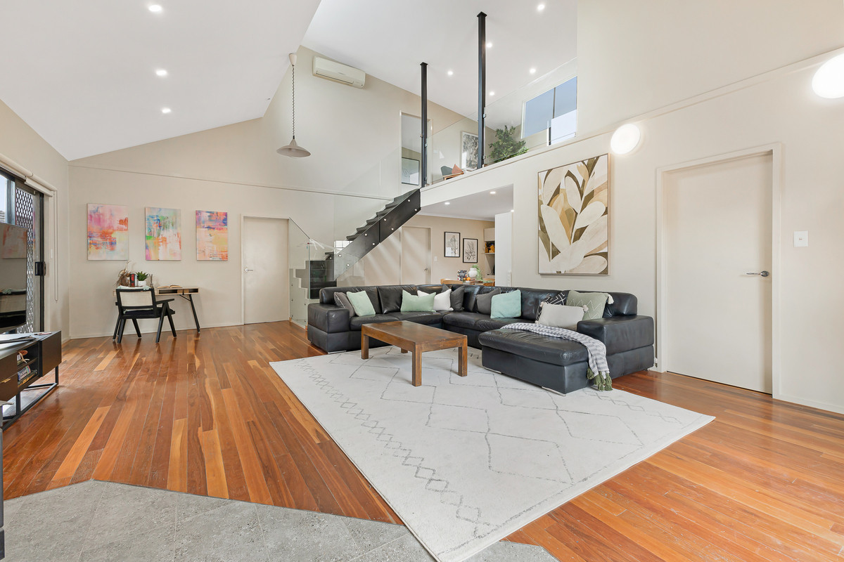 2 / 105 Anne Road, Knoxfield VIC 3180, Knoxfield - Thumbnail 2