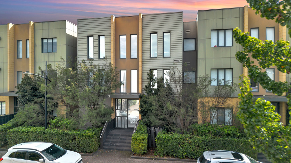202 / 3 Collared Close, BUNDOORA VIC 3083