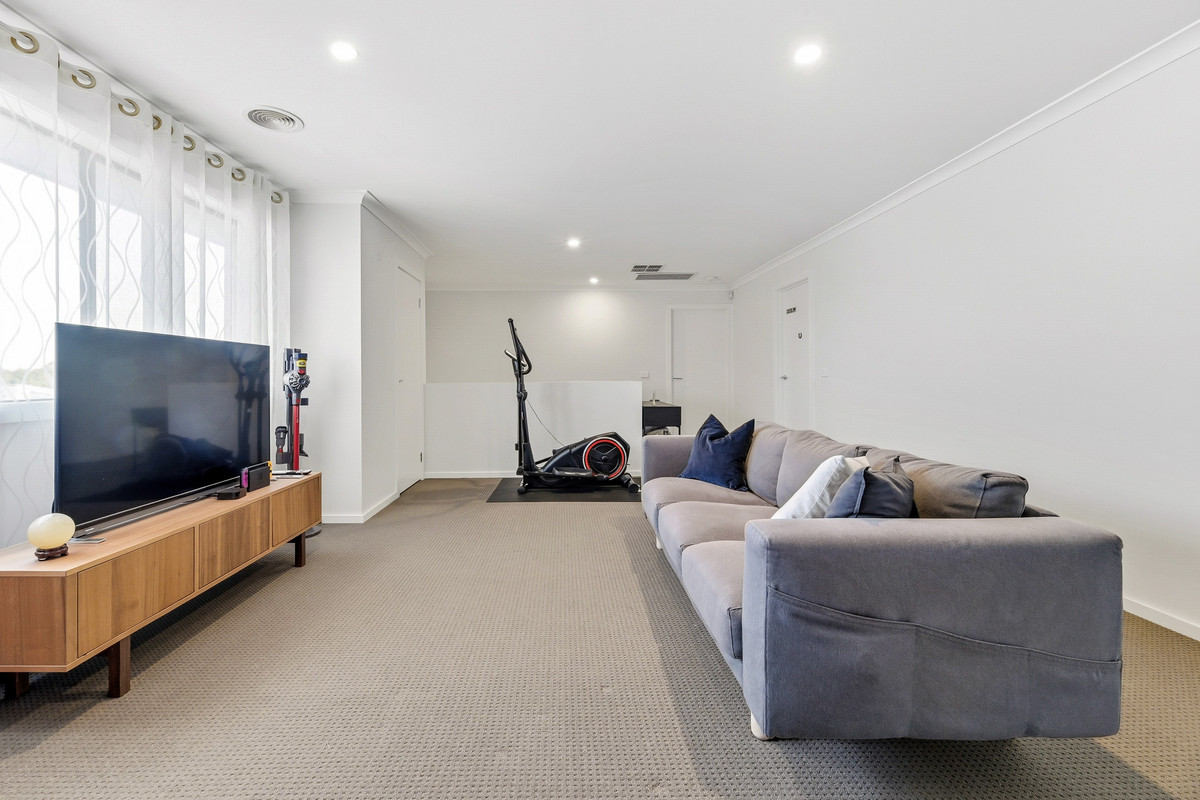 22 Ravenhurst Circuit, Cranbourne North VIC 3977, Cranbourne North - Thumbnail 7