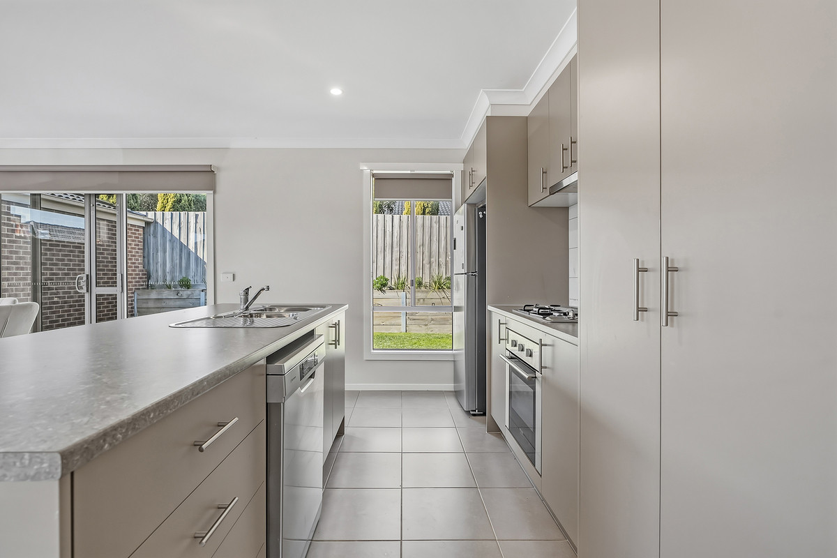 5 / 5 Spencer Place, Pakenham VIC 3810, Pakenham - Thumbnail 5