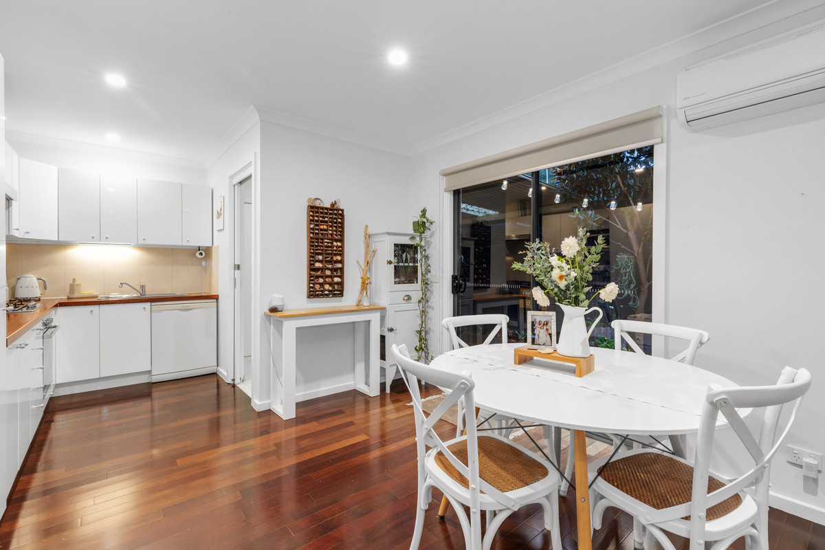 2A Vivienne Street, Seaford VIC 3198, Seaford - Thumbnail 8
