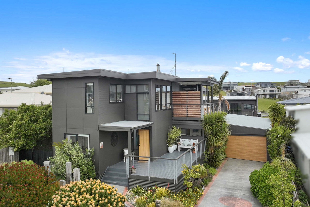 17 Halcyon Avenue, San Remo VIC 3925, San Remo - Thumbnail 2
