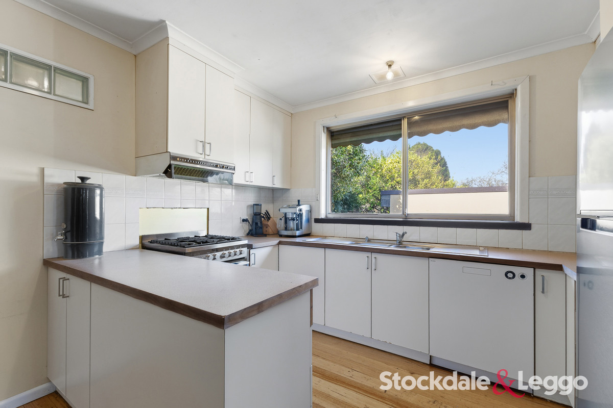 17 Kingston Street, Ferntree Gully VIC 3156, Ferntree Gully - Thumbnail 7
