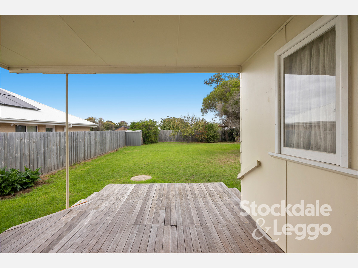 17 Dalgleish Avenue, Rosebud VIC 3939, Rosebud - Thumbnail 7