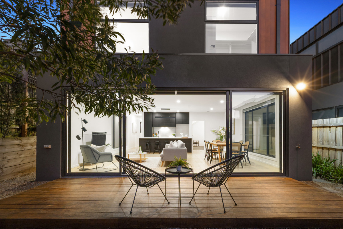 5 / 16 McCubbin Street, Burwood VIC 3125, Burwood - Thumbnail 3