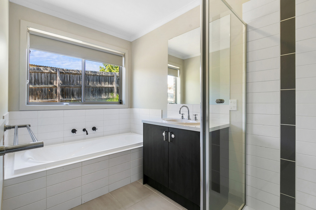 13 Barooga Crescent, CHURCHILL VIC 3842, Churchill - Thumbnail 3
