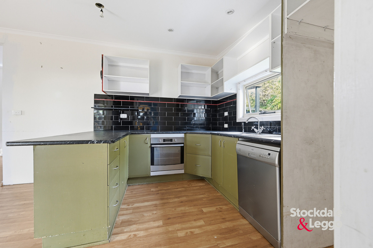 13 Wonthaggi Road, Inverloch VIC 3996, Inverloch - Thumbnail 3
