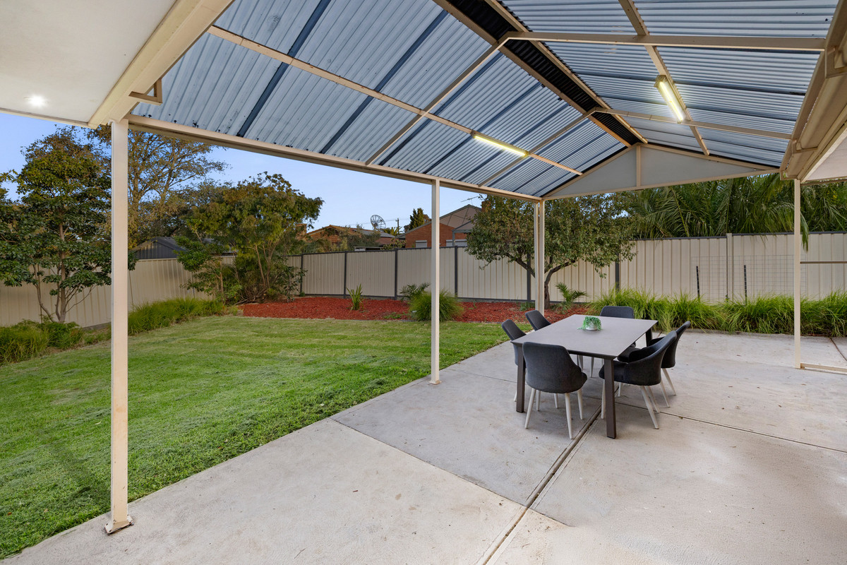 9 Gainford Court, Greenvale VIC 3059, Greenvale - Thumbnail 2