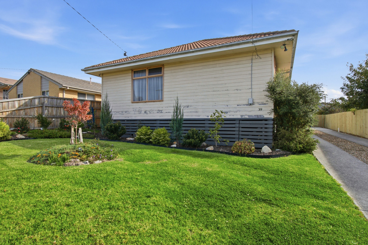 39 Haywood Street, Morwell VIC 3840, Morwell - Thumbnail 2
