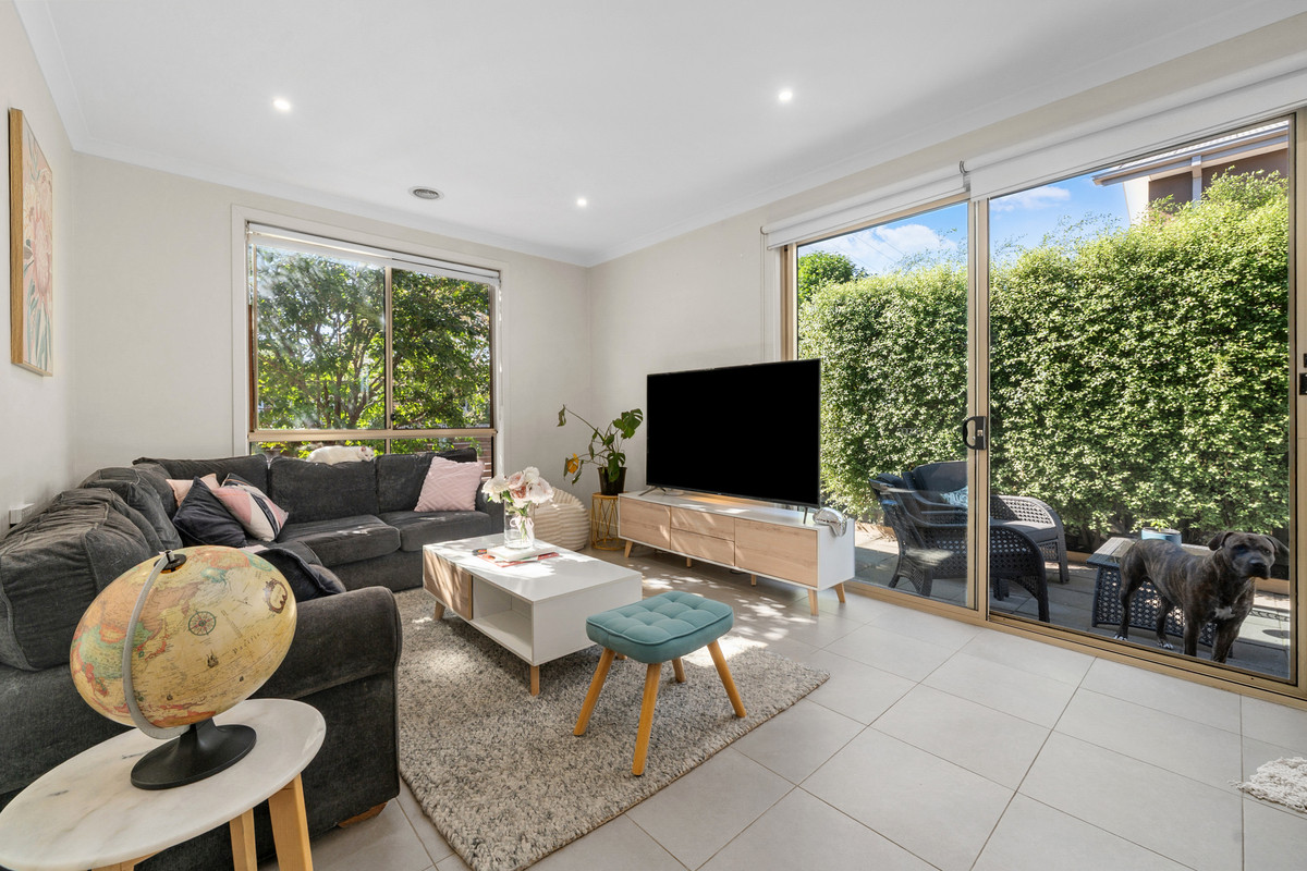 17 Newton Street, GLENROY VIC 3046, Glenroy - Thumbnail 2