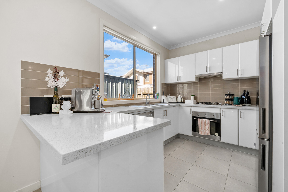 17 Newton Street, GLENROY VIC 3046, Glenroy - Thumbnail 3