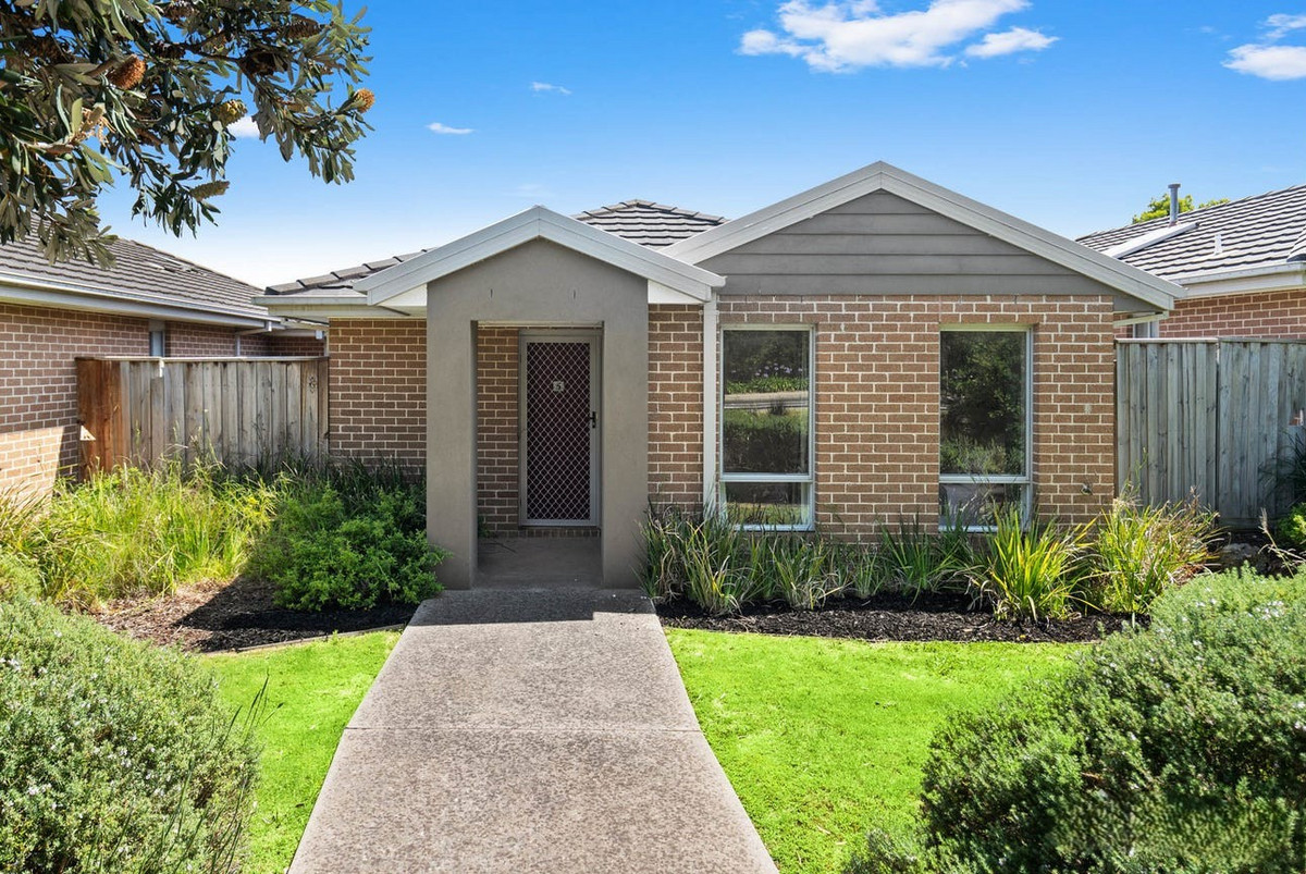 5 / 1 Warrenwood Place, Langwarrin VIC 3910