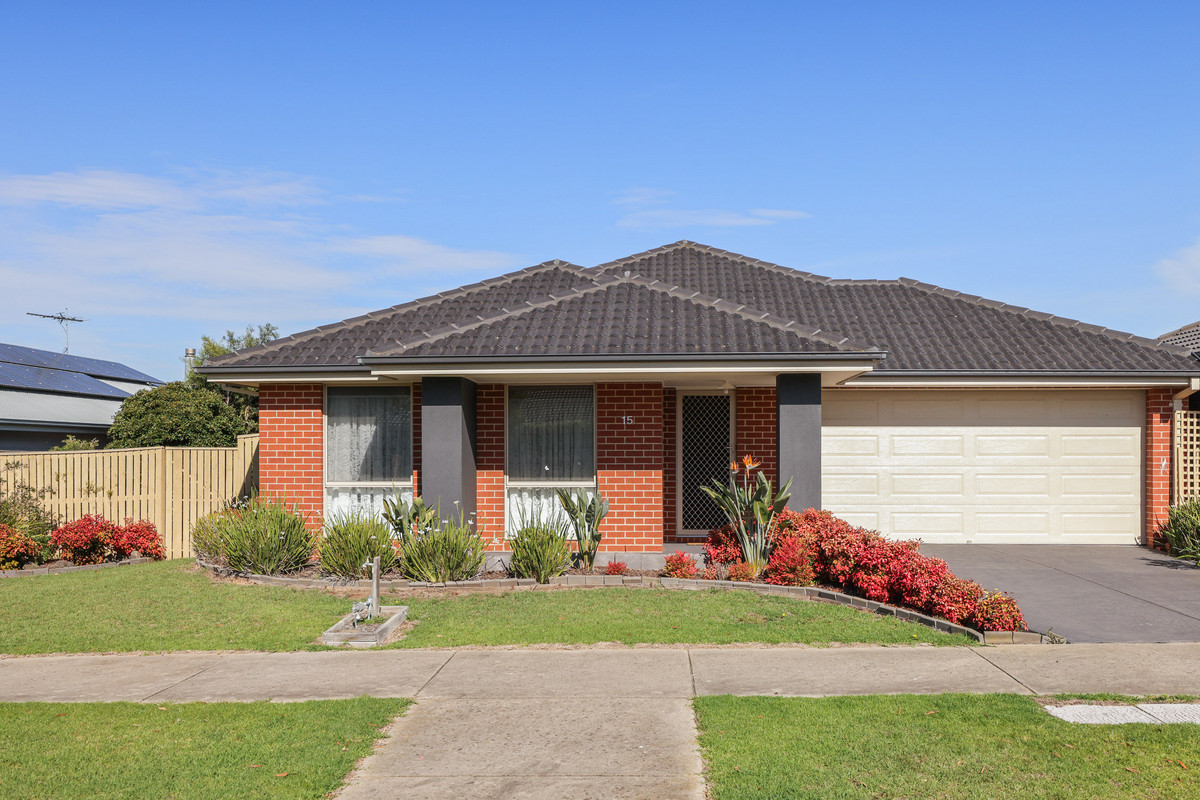 15 Kingfisher Way, Cowes VIC 3922, Cowes - Image 1